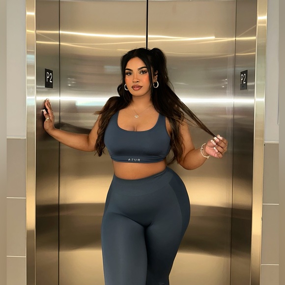 Azur Fit Pro Seamless Workout Set - Picture 4 of 4